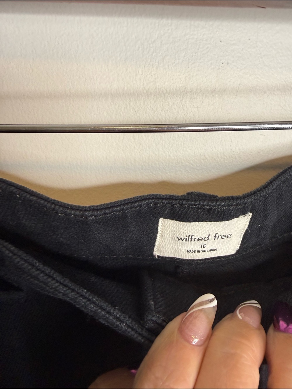 Aritzia Wilfred Modern Cargo Pant black size 16 - Picture 4 of 7